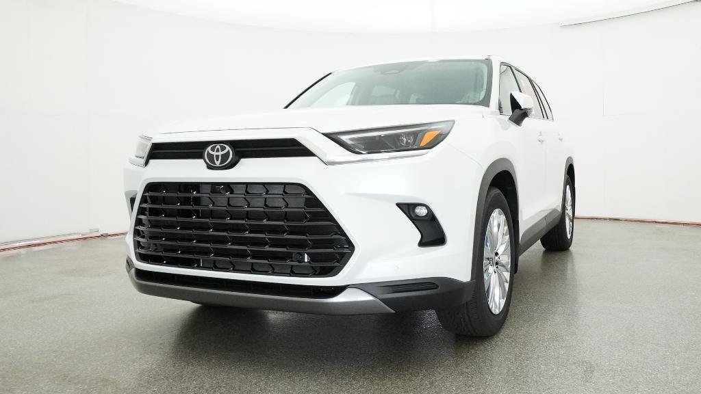 New 2026 Wind Chill Pearl Toyota Platinum image 3