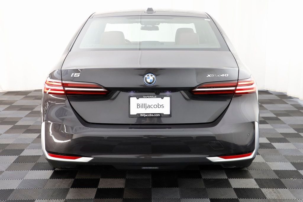 2025 BMW i5 40 - Photo 17