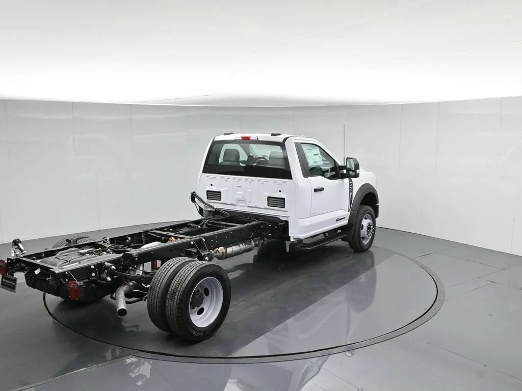 New 2026 Oxford White Ford XL image 32