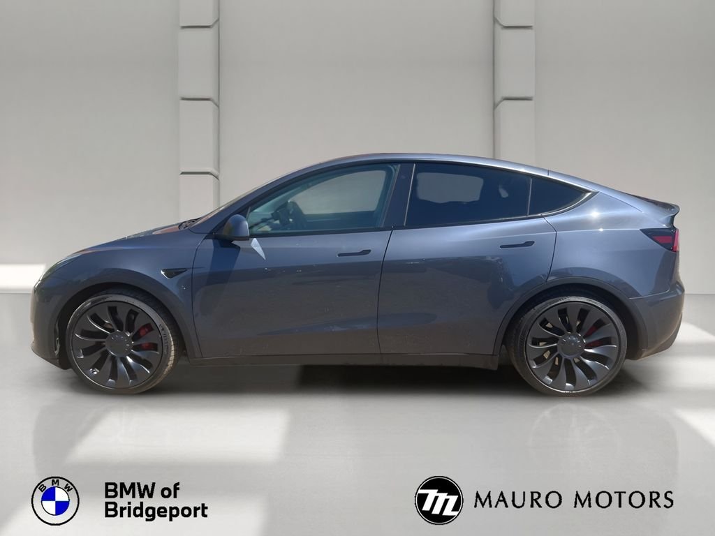 Used 2023  Tesla Performance image 7