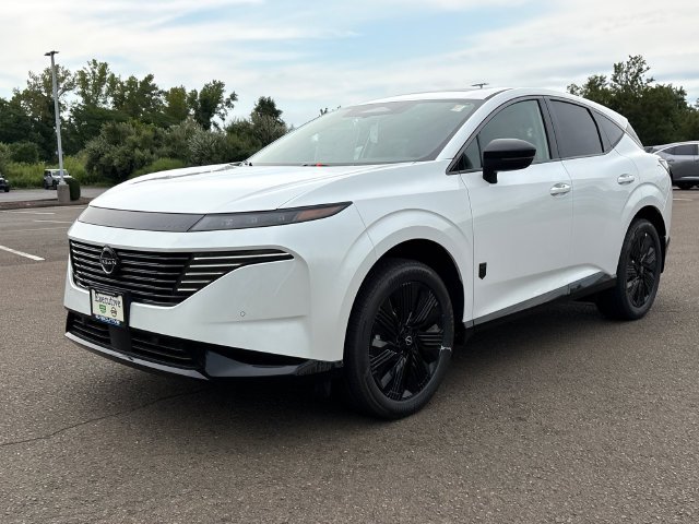 New 2027 White Nissan Dark Amour image 5