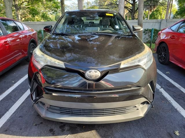 Used 2019 Toyota C-HR XLE with VIN NMTKHMBX1KR076313 for sale in Greenacres, FL