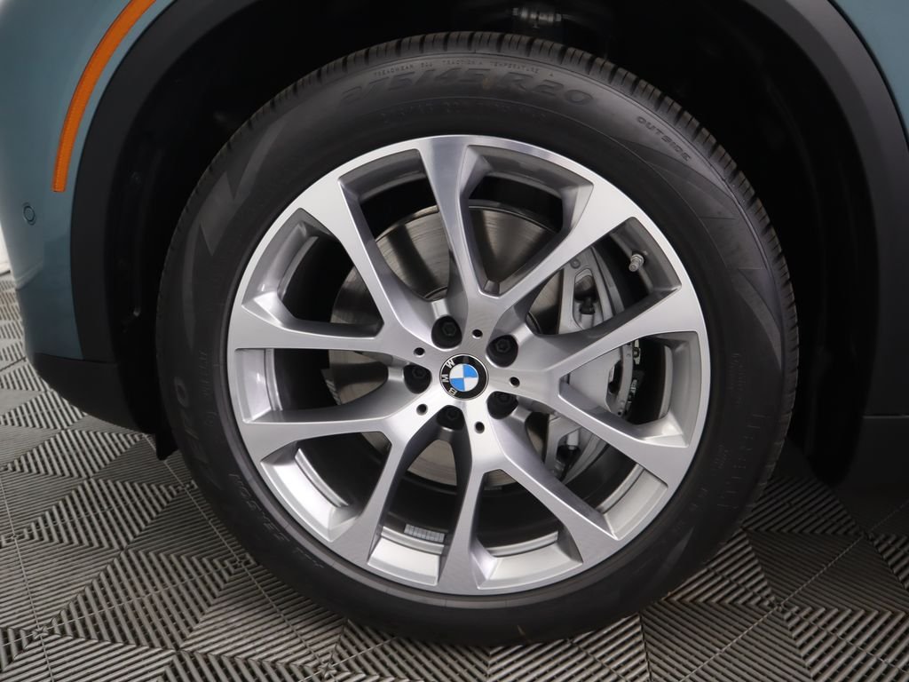 Used 2026 Blue BMW xDrive50e image 33