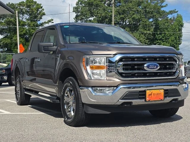 Used 2023 Gray Ford XLT image 7