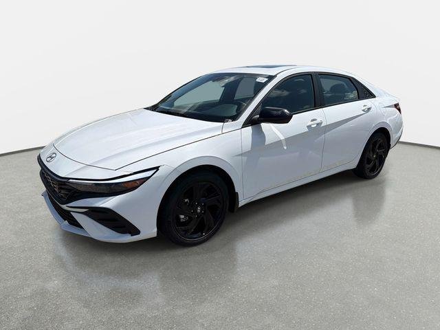 New 2026 White Hyundai SEL Sport Plus image 5