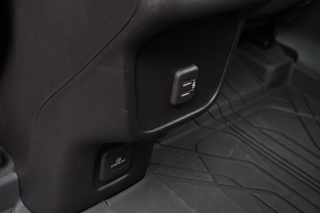 2024 Chevrolet Equinox LT - Photo 46