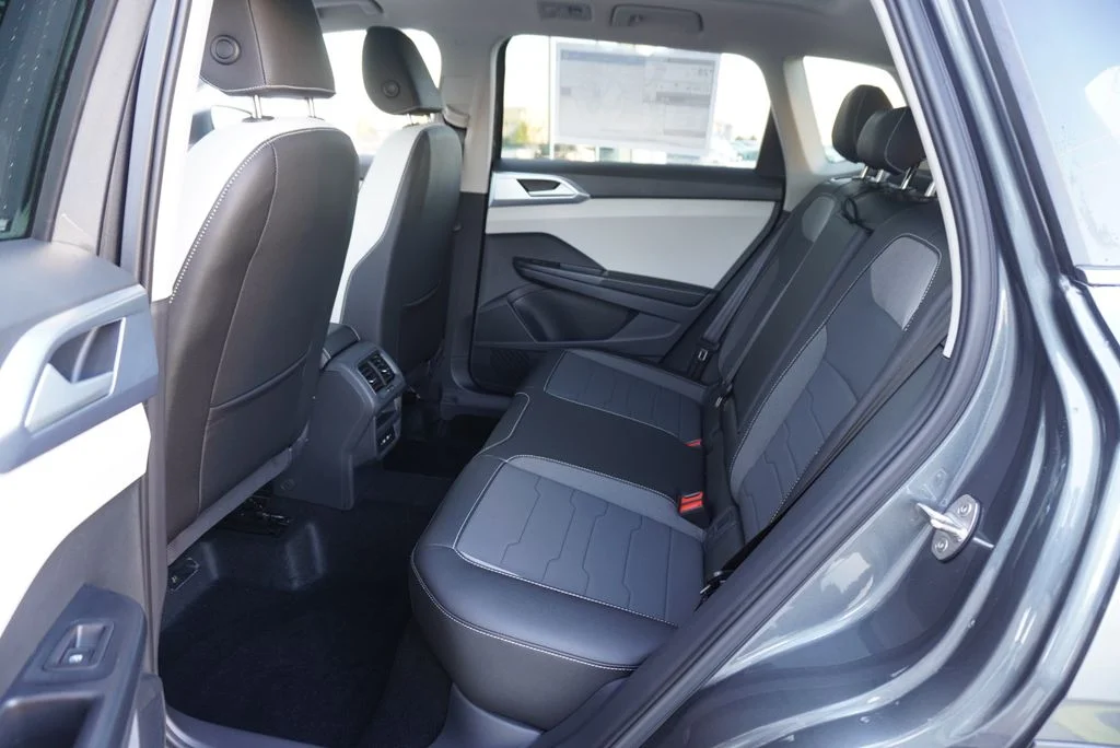 New 2026 Gray Volkswagen 1.5T SE image 12