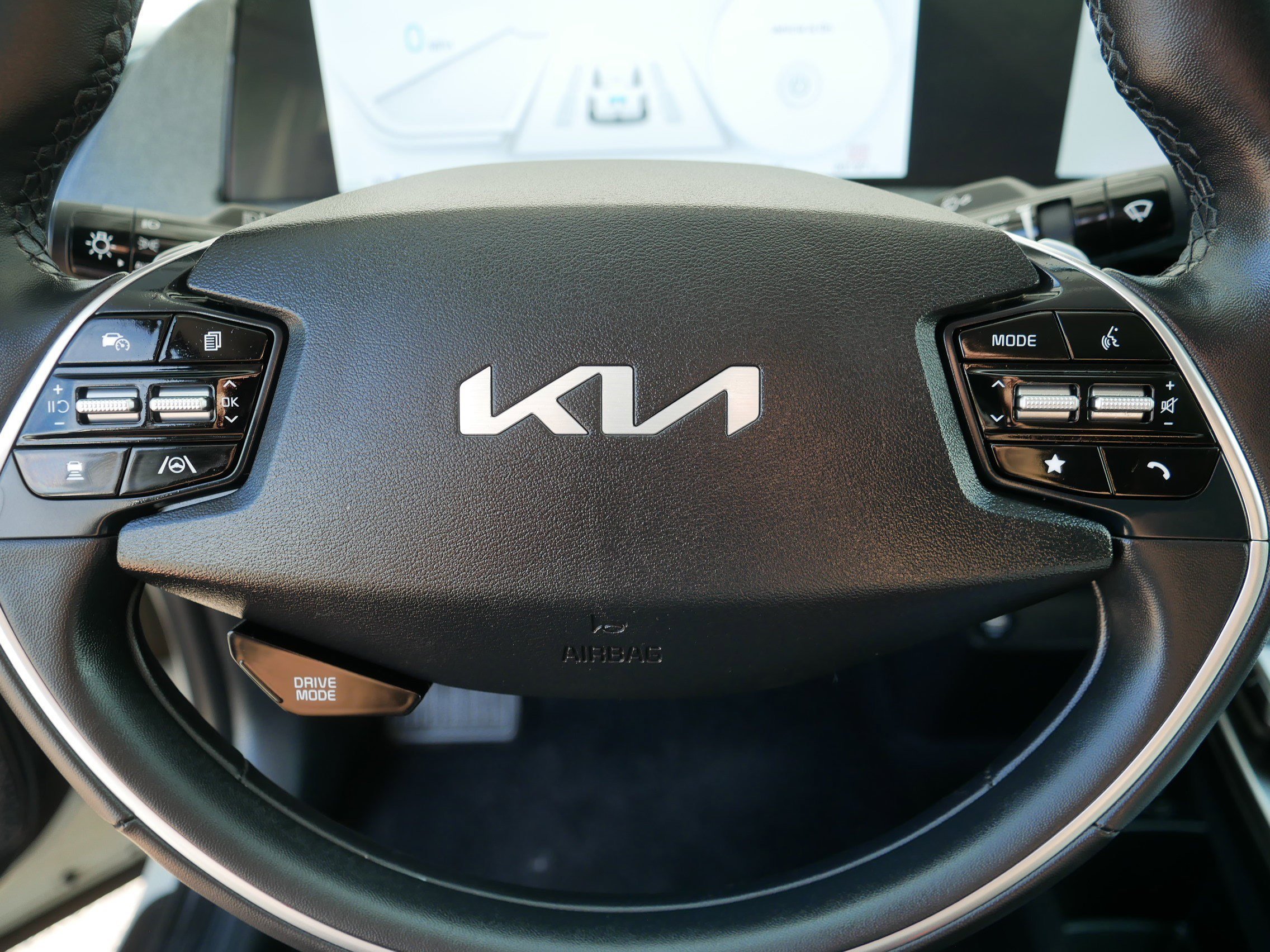 Certified Used 2024 Glacier Kia Wind image 25
