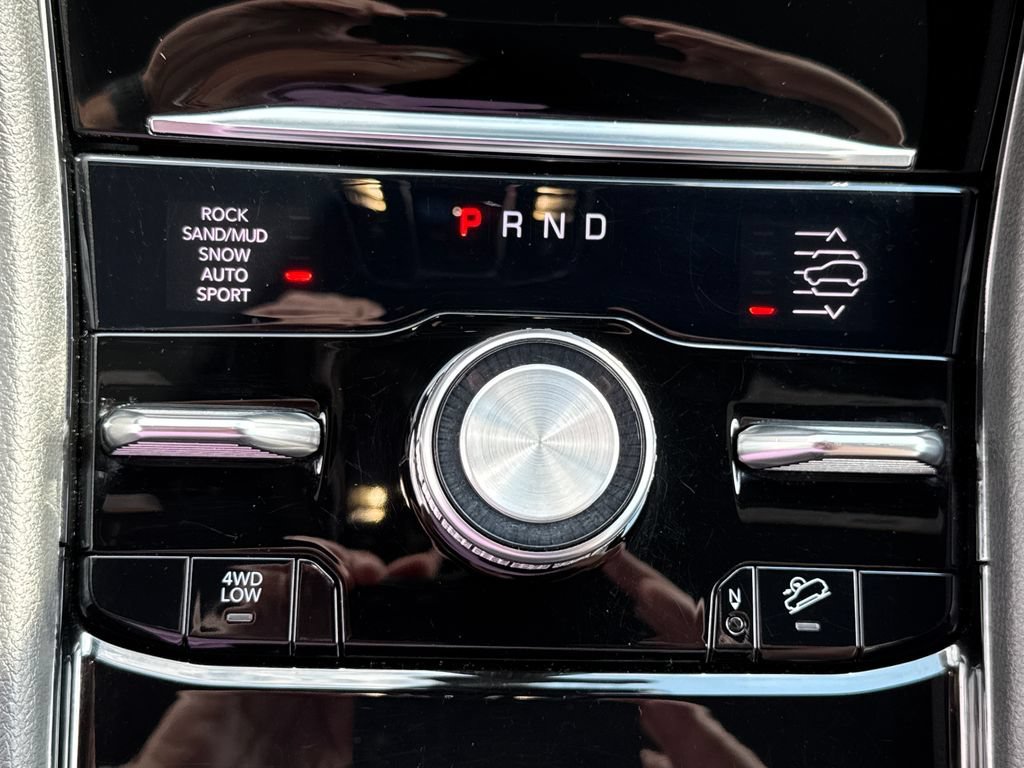 2023 Jeep Grand Cherokee Overland - Photo 31