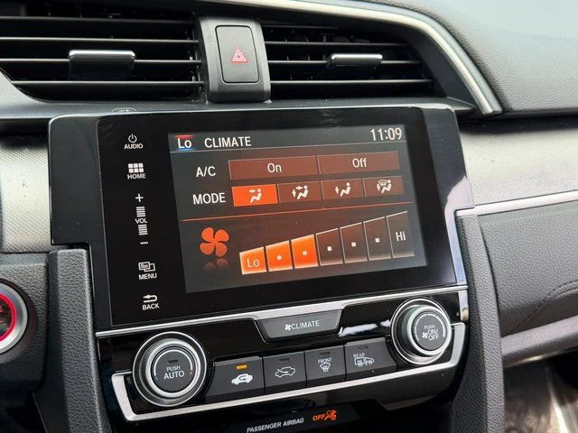 Used 2017  Honda EX image 36
