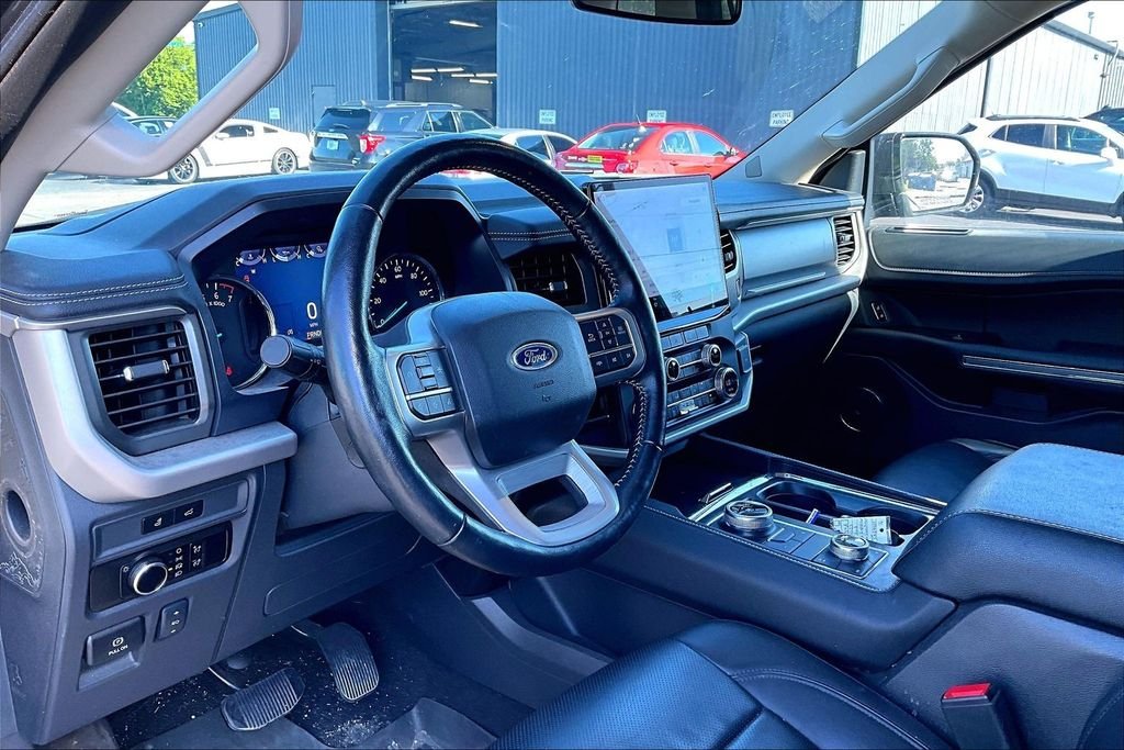 Used 2023 Dark Matter Metallic Ford XLT image 10