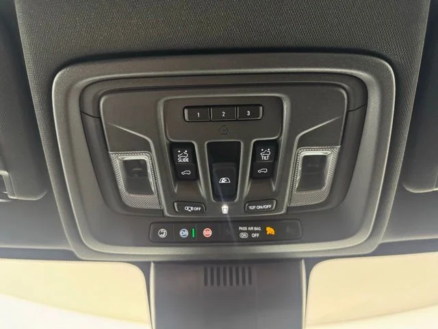 Used 2024 Onyx Black GMC AT4 image 14