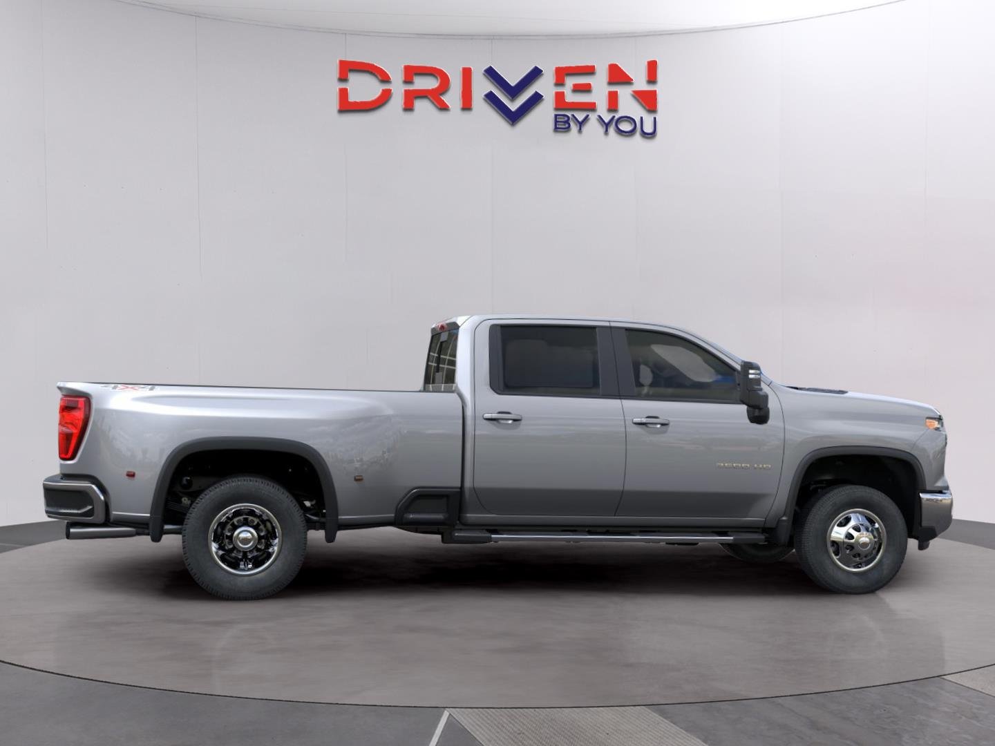 New 2026 Sterling Gray Metallic Chevrolet LT DRW image 6
