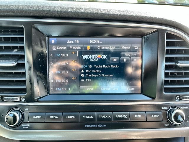 Used 2018 Gray Hyundai SEL image 14