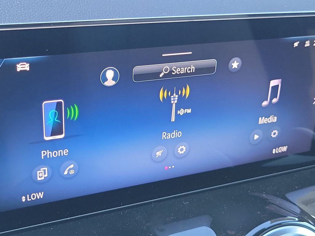 New 2026 Polar White Mercedes-Benz GLA 250 image 28
