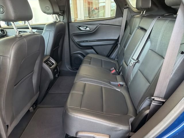 Used 2022 Blue Glow Metallic Chevrolet LT image 15