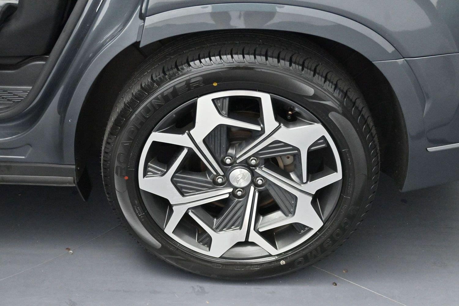 Used 2021 Steel Graphite Hyundai Calligraphy image 36