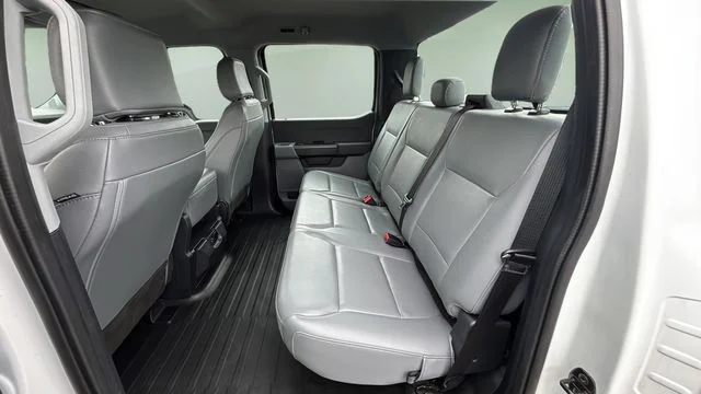 Used 2023 White Ford XL image 19