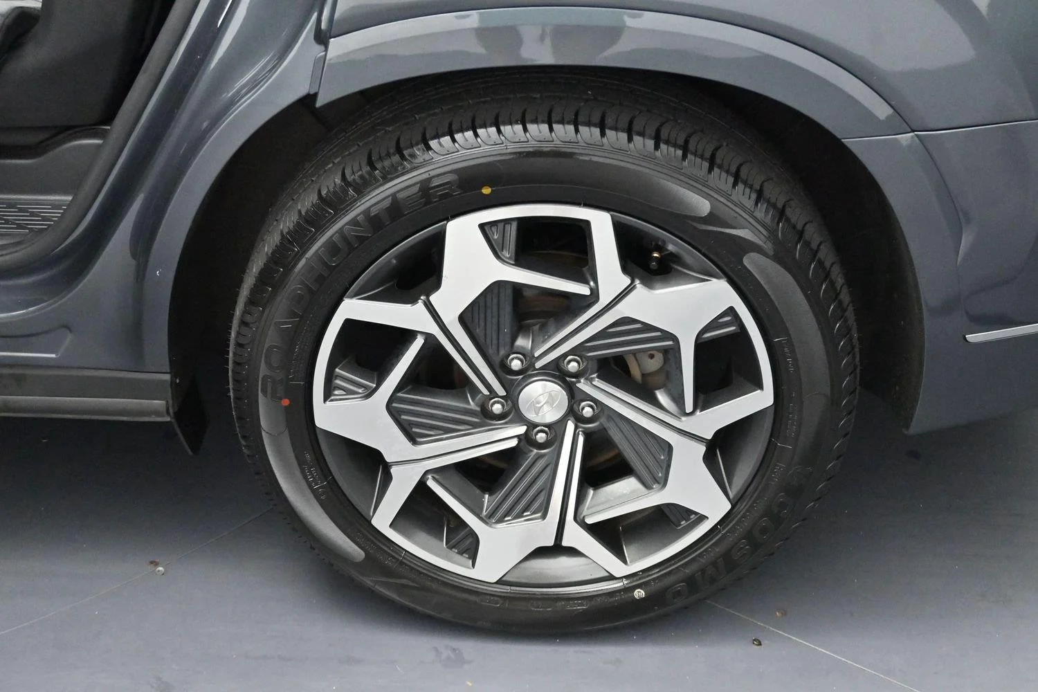 Used 2021 Steel Graphite Hyundai Calligraphy image 36