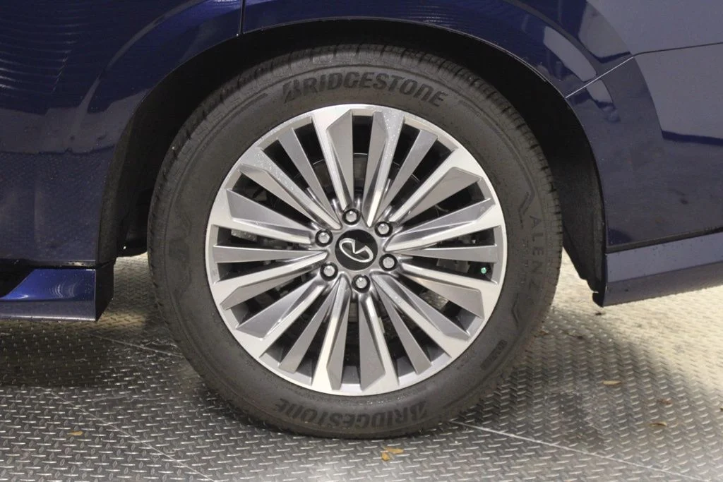 2025 INFINITI QX80 Luxe 4WD - Photo 16