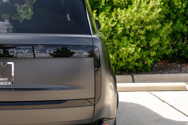 Used 2025 Gray Land Rover Autobiography image 67