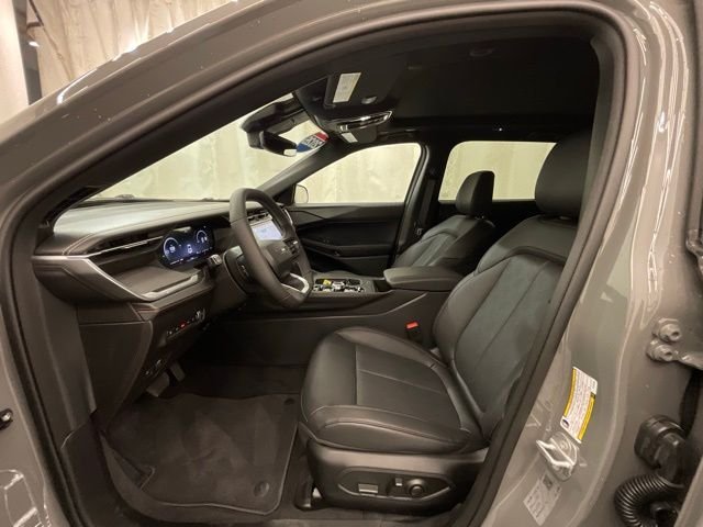 New 2026 Sting-Gray Clear-Coat Exterior Paint Jeep Overland image 10