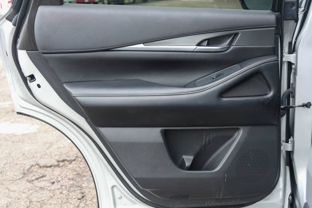 2023 INFINITI QX60 LUXE - Photo 7