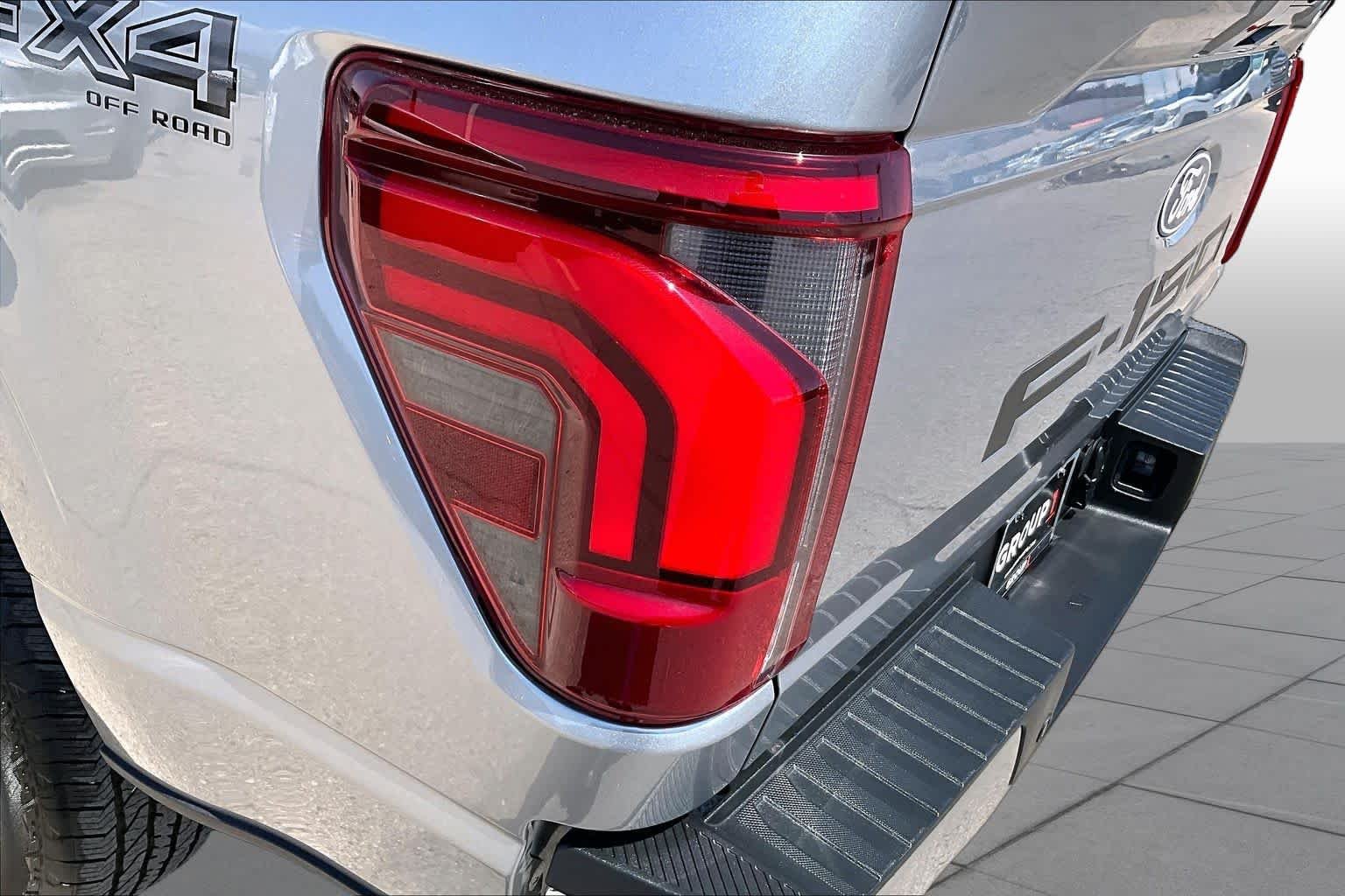 Used 2026 Iconic Silver Ford LARIAT image 28