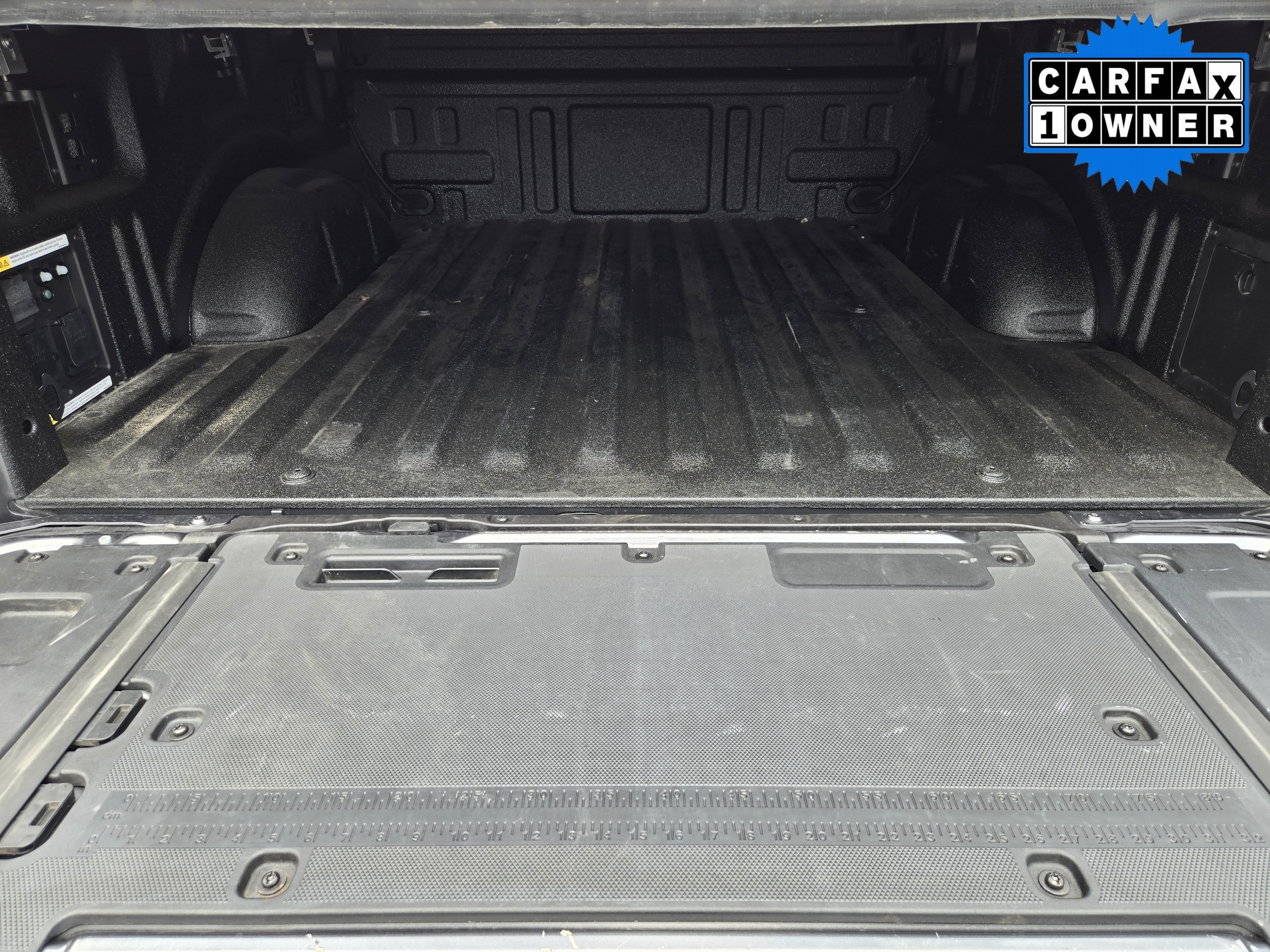 Used 2025 Gray Metallic Ford King Ranch image 30