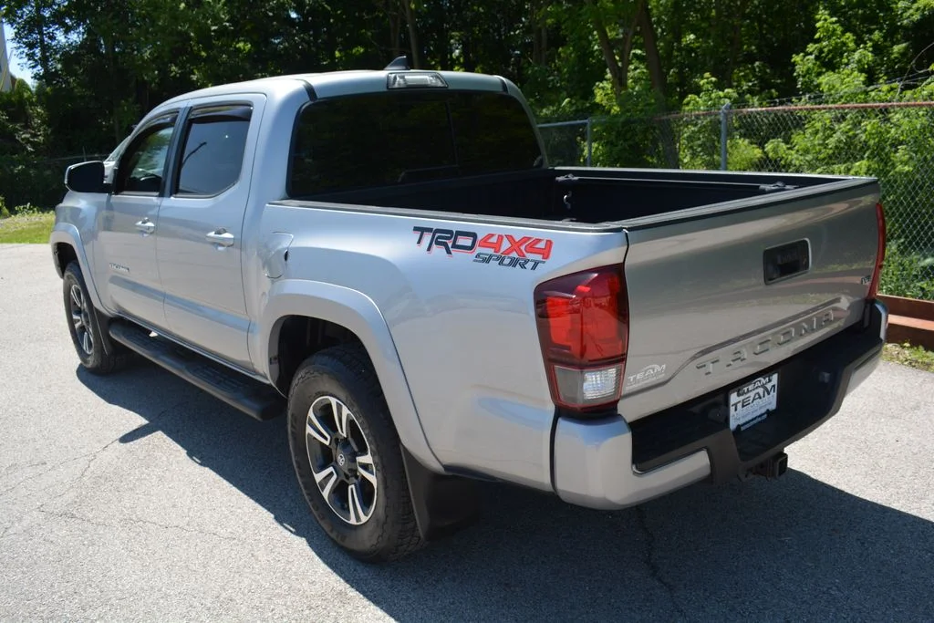2018 Toyota Tacoma TRD Sport - Photo 7