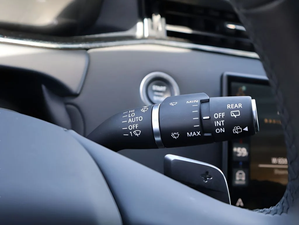 2026 Land Rover Range Rover Evoque Dynamic SE - Photo 32