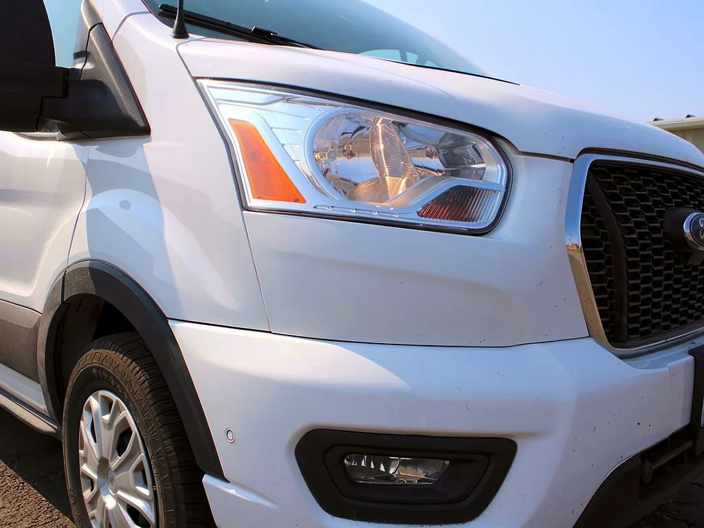 2021 Ford Transit Passenger Van XLT - Photo 28