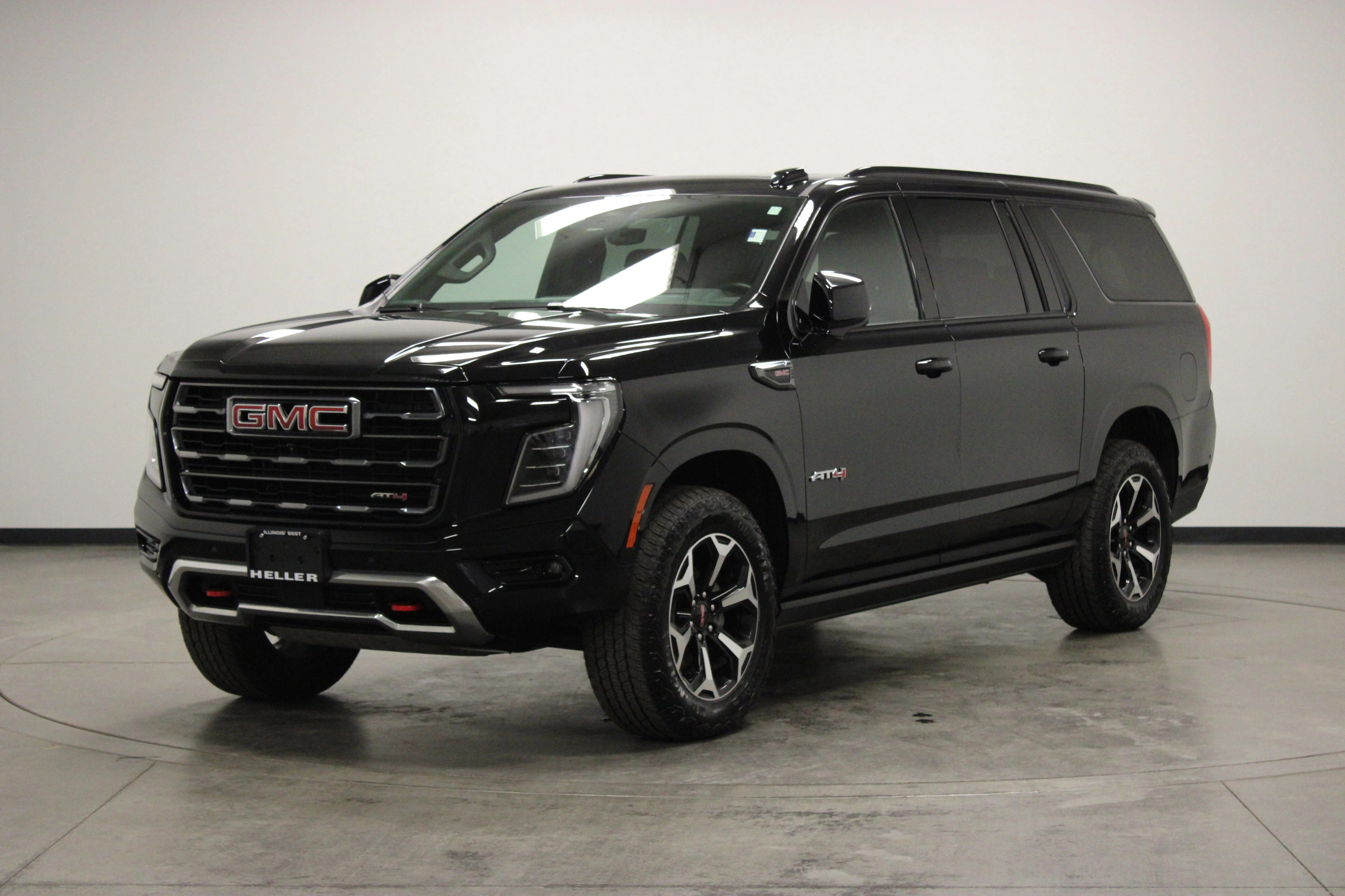 Used 2025 Onyx Black GMC AT4 image 4