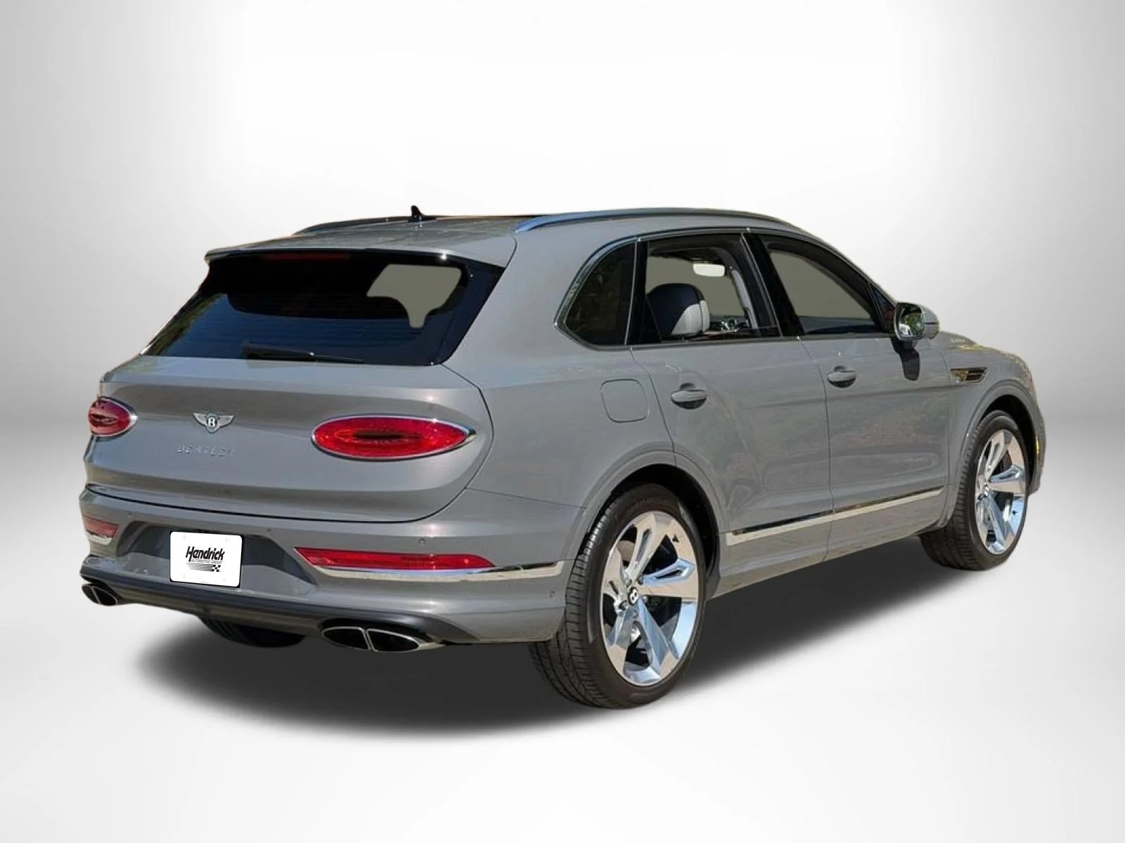 Used 2025 Gravity Gray Bentley Azure image 8