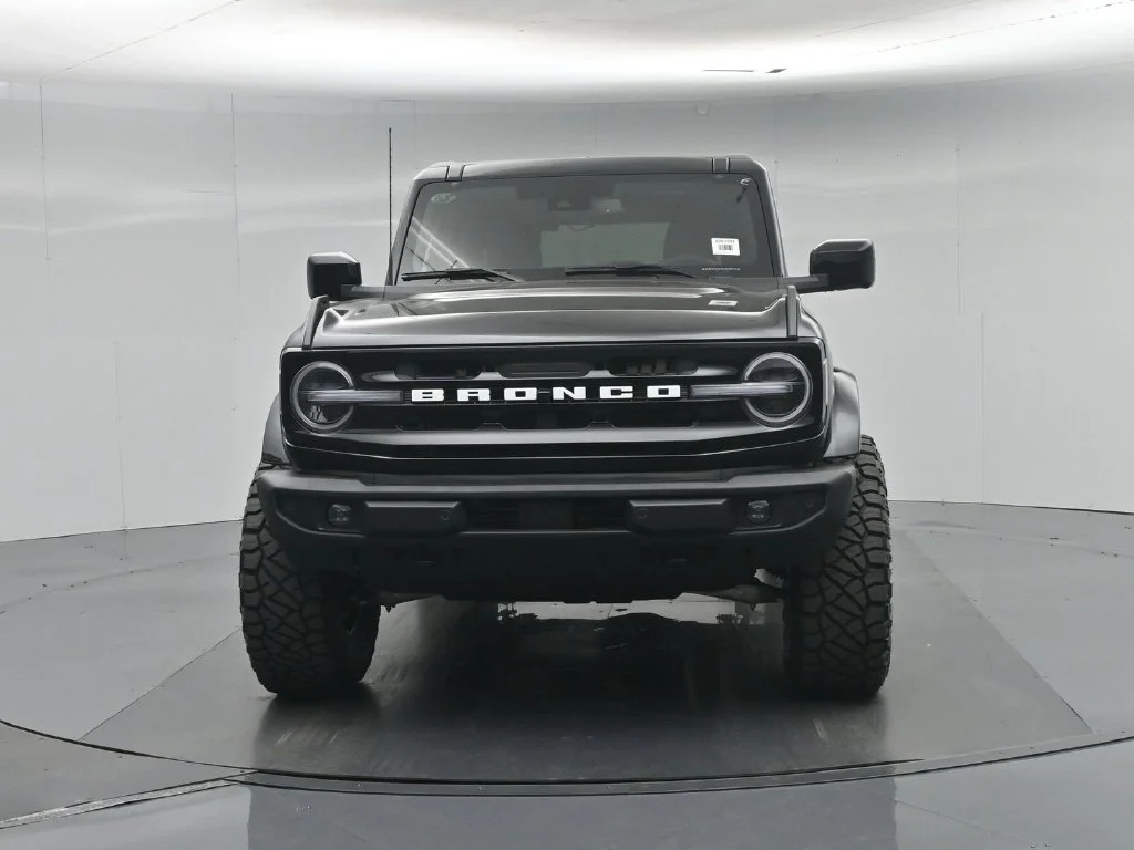 New 2026 Shadow Black Ford Outer Banks image 23