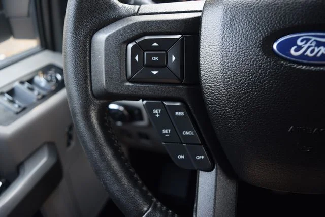 Used 2018 White Ford XLT image 5