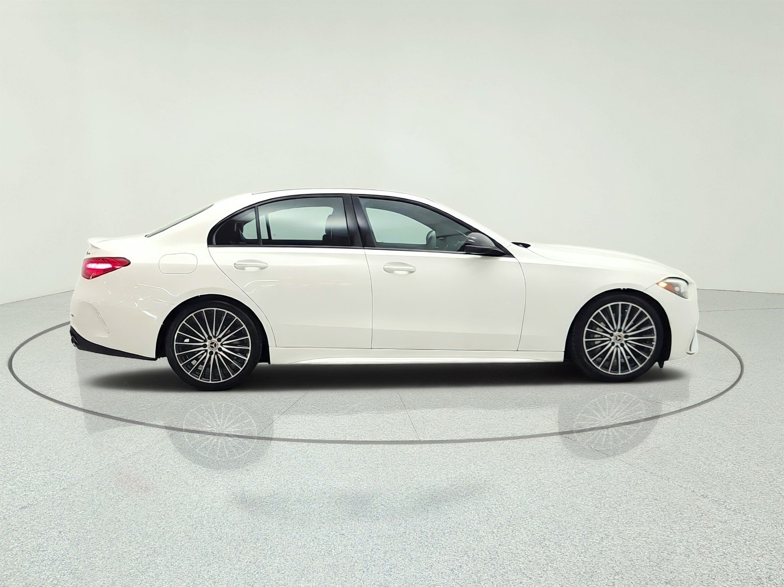 Used 2023 Polar White Mercedes-Benz C 300 4MATIC® Sedan image 4