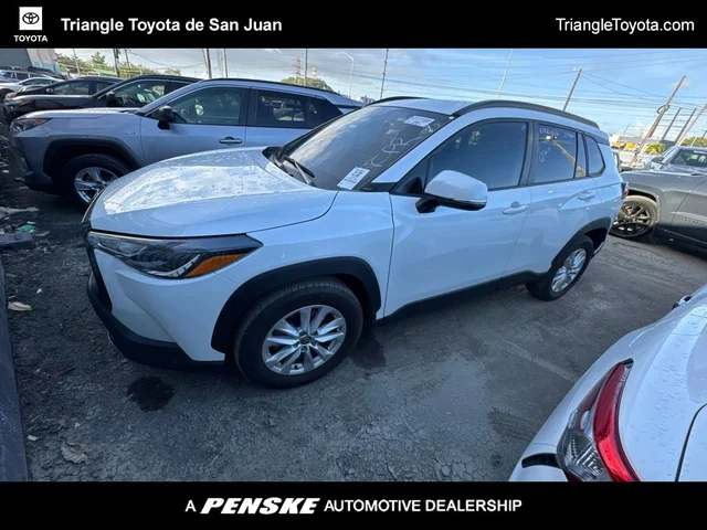 2024|Toyota|Corolla Cross|LE|4D Sport Utility