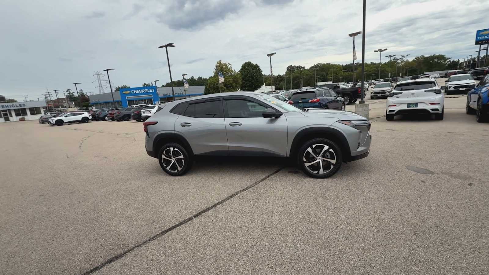 2024 Chevrolet Trax RS - Photo 9