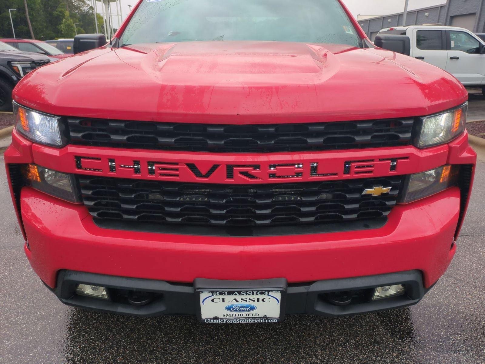 Used 2020 Red Hot Chevrolet Custom image 14
