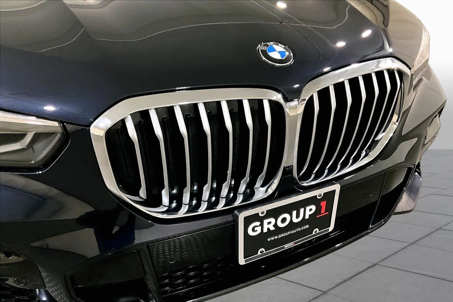 Used 2023 Carbon Black Metallic BMW xDrive40i image 31