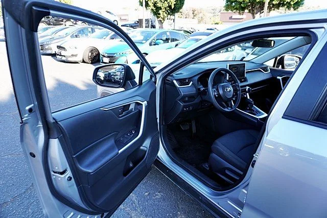 Used 2025 Silver Toyota LE image 33