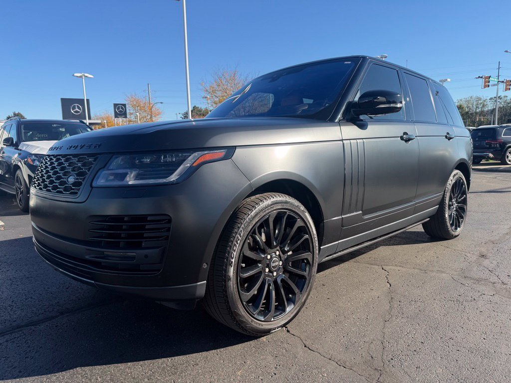 Used 2022  Land Rover Autobiography image 3