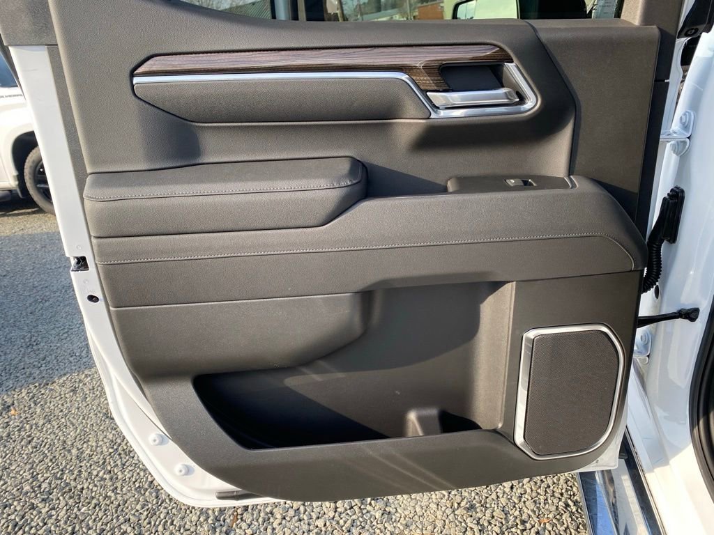 2025 Chevrolet Silverado 1500 LT - Photo 16