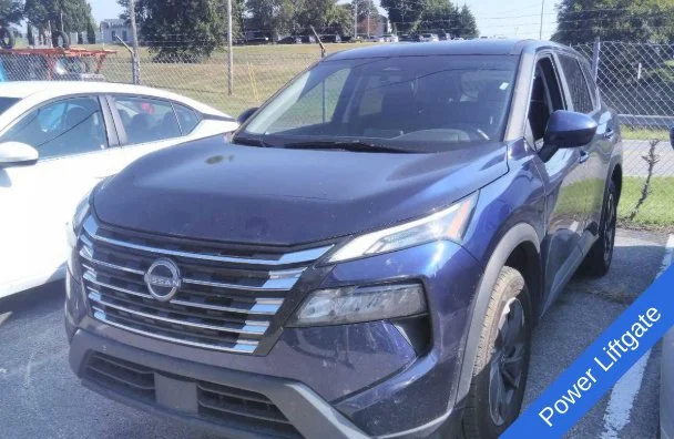 Used 2025 Deep Ocean Blue Nissan SV image 10