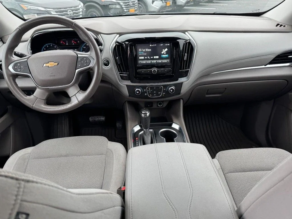 Used 2019 Silver Chevrolet LT image 11