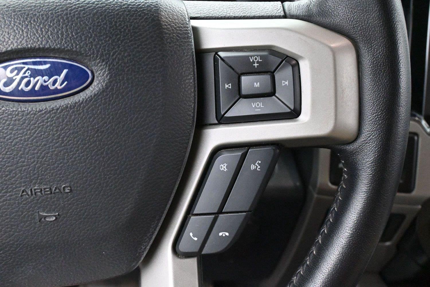 Used 2022 Agate Black Ford LARIAT image 20