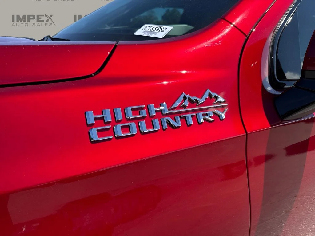 Used 2025 Red Chevrolet High Country image 38