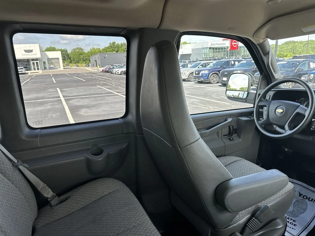 Used 2023 White Chevrolet LT image 15