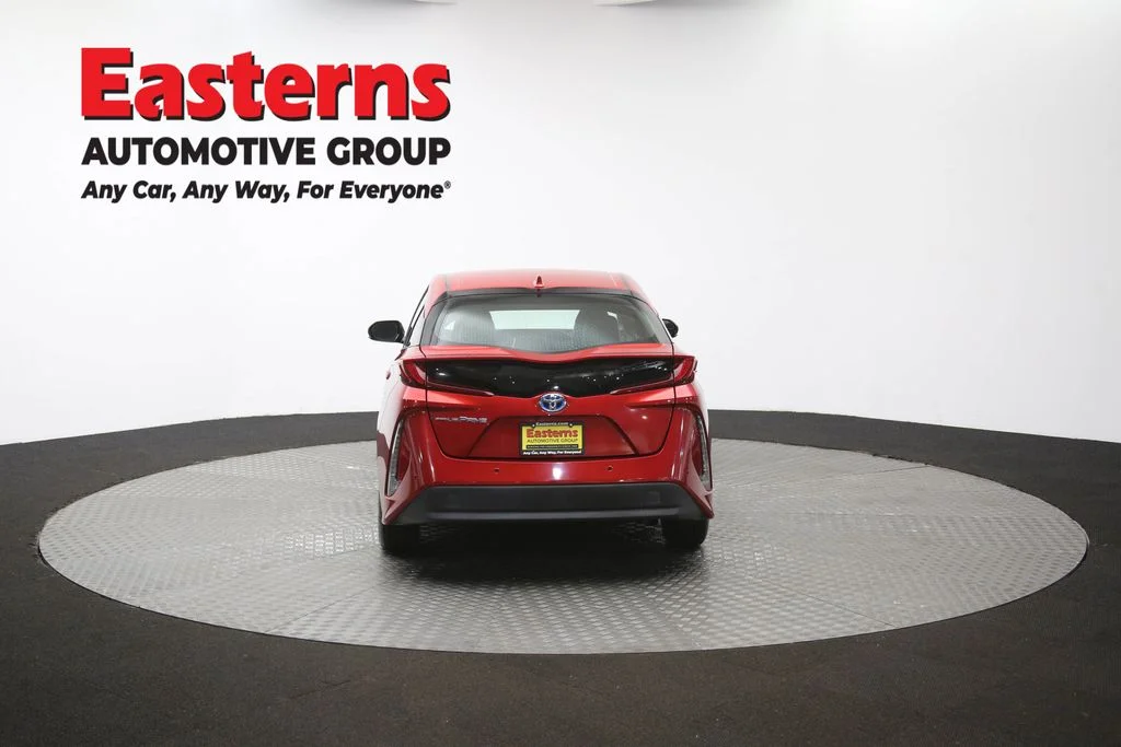 Used 2018 Red Toyota Advanced image 38
